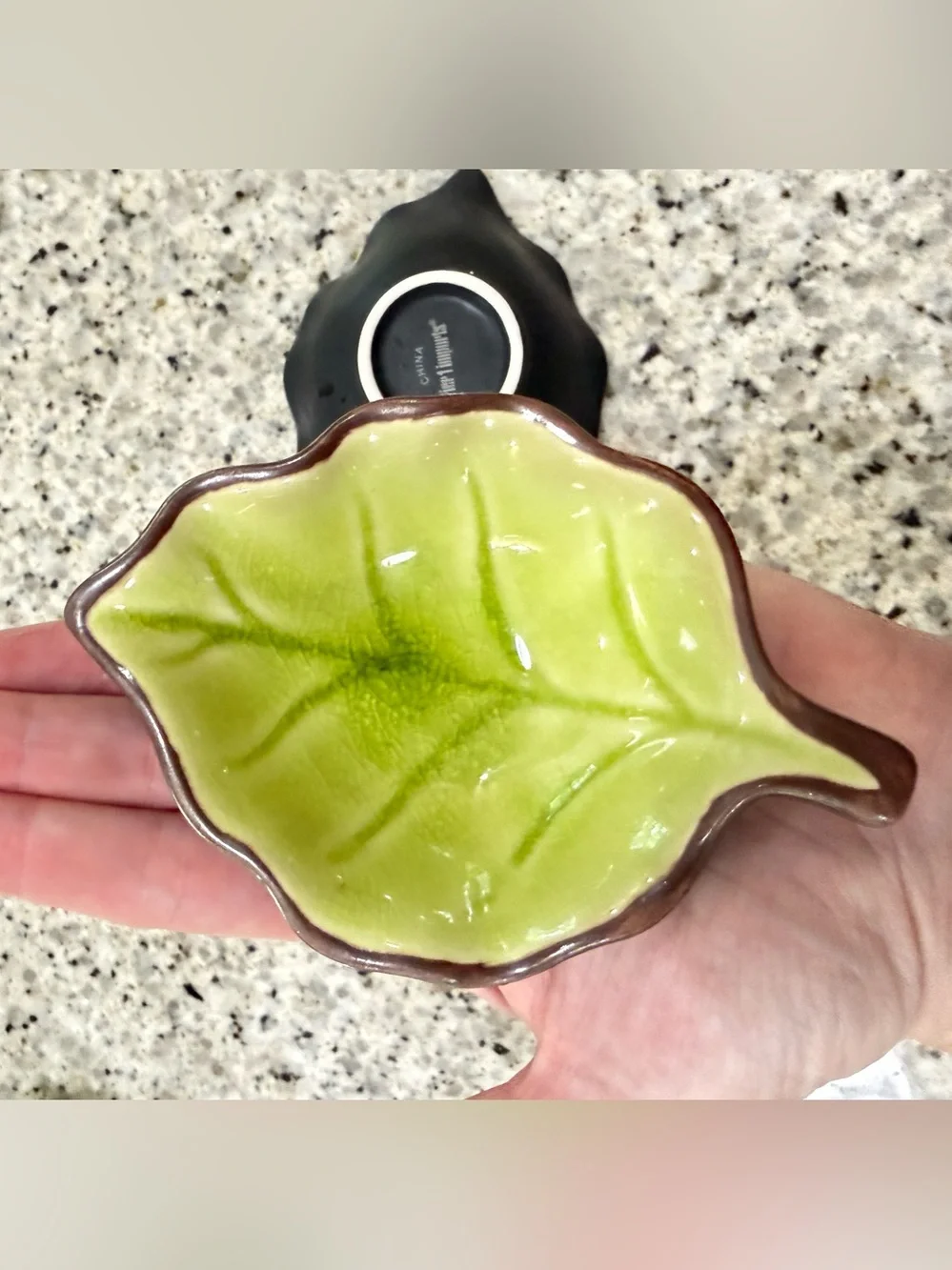 Pier 1 Imports little plate/bowls